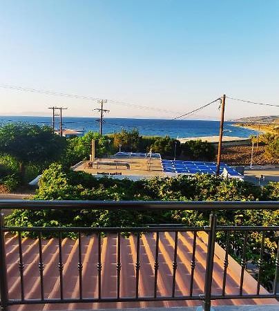 Makedonia Studios At Harbour Of Kamiros Skala エクステリア 写真